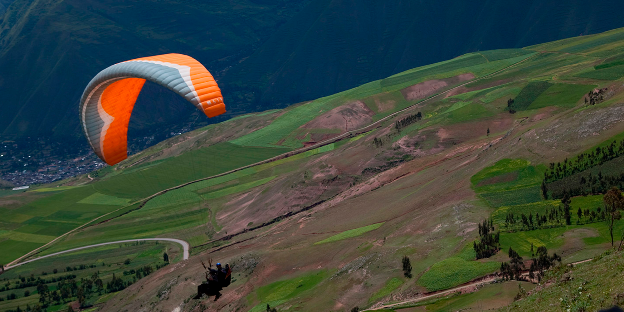 Paragliding in Sacred Valley